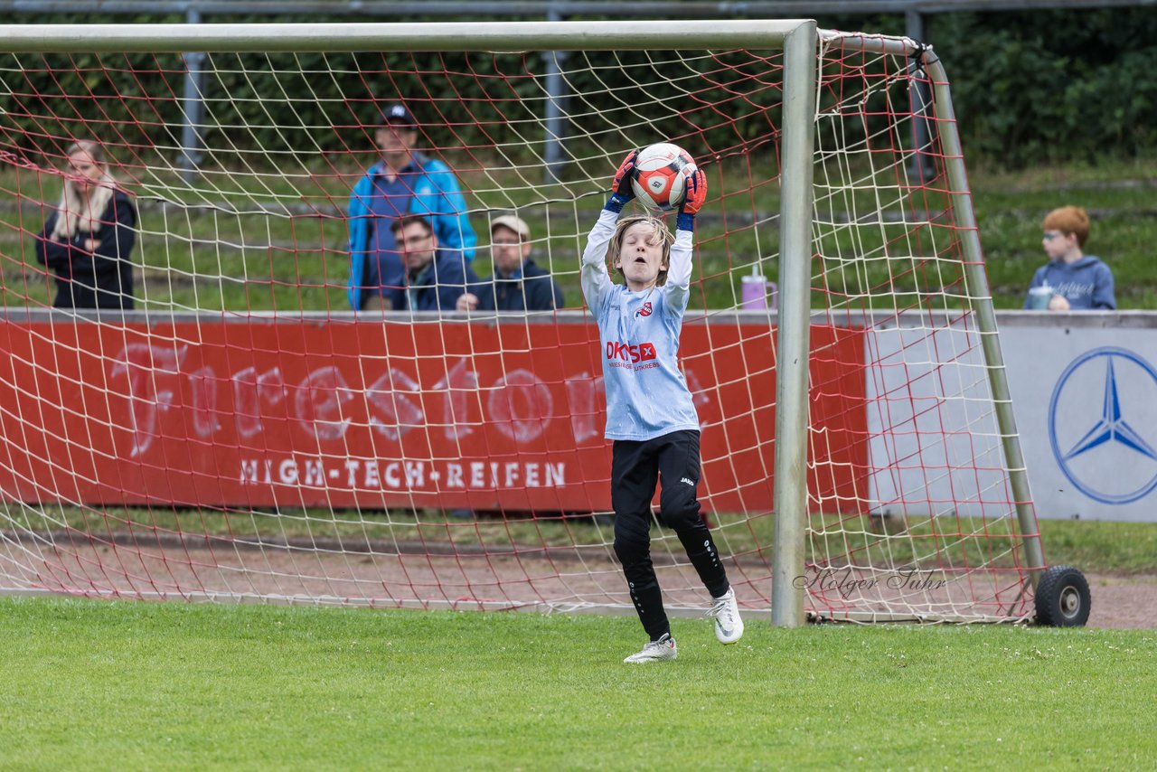Bild 122 - Loewinnen Cup